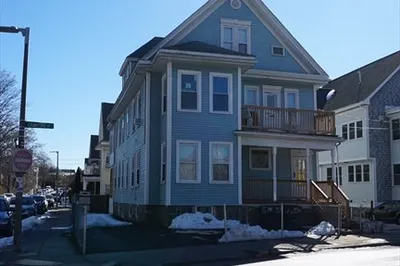 151 Crawford St