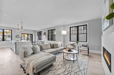 55 Derby St #55-1