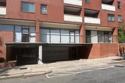 20 Central St #109 1