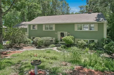 19 Hickory Drive 1