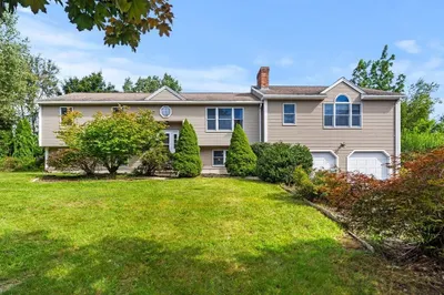 226 Birchcroft Rd 1