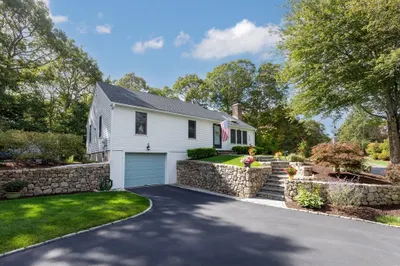 6 Moon Compass Ln 1