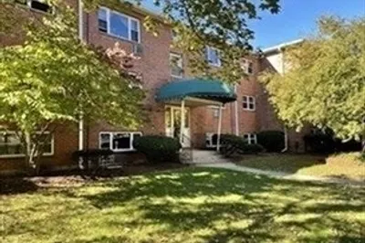 79 Walnut St #1 1