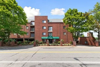 666 Main St #211 1