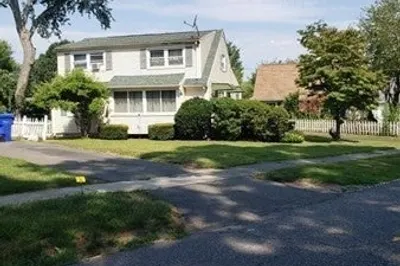 76 Canterbury Rd 1