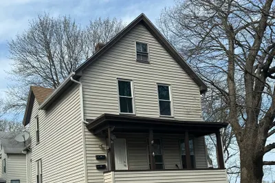 30 Williams St 1