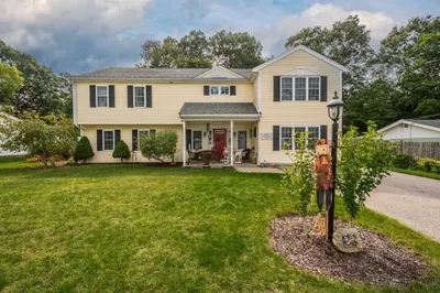 23 Brookfield Dr