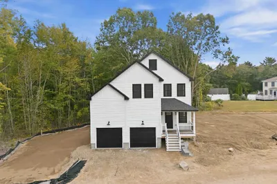 38 Elmwood St #4 1
