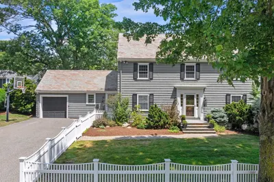 233 Rutledge Rd 1