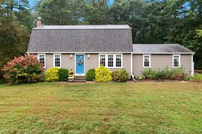 46 Evergreen Terrace 1