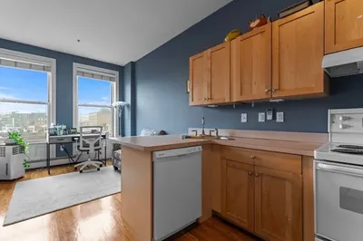 483 Beacon St #63 1