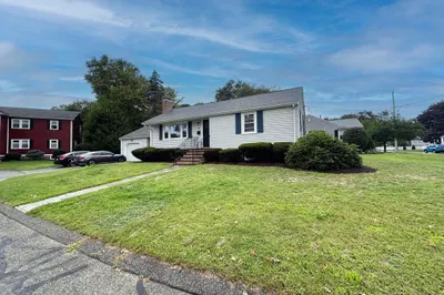 15 Wayland Road 1