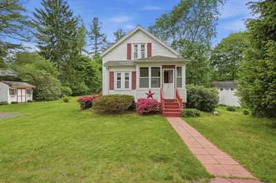 7 Linden Street
