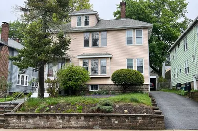 55 Gilbert Rd #1