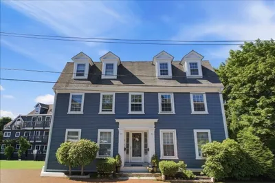 53 Front St #53