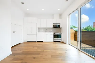 97 Elmwood #110