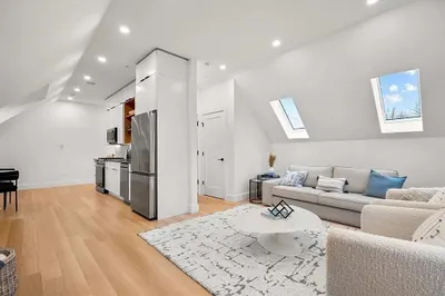 93 Cowper Street #3