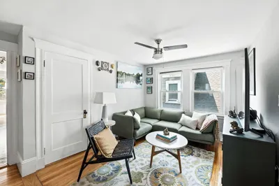 65 Endicott St #3 1