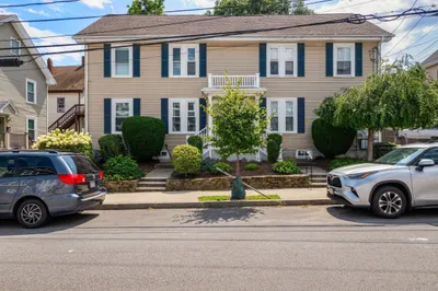 53 Myrtle St #2 1