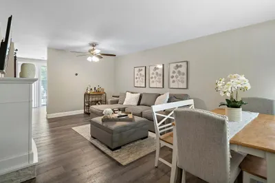 26 Kennedy Drive #26