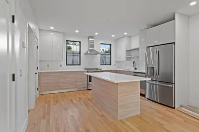 3 Pulaski Ave