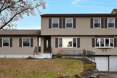17 Woodcrest Ct 1