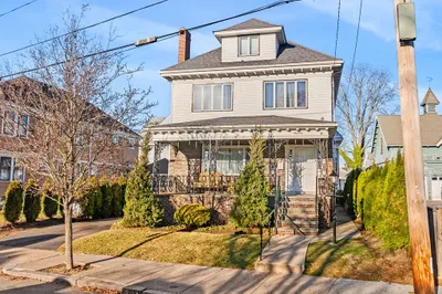 19 Johnson Ave