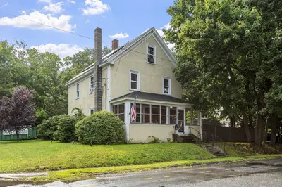 90 Lincoln St 1