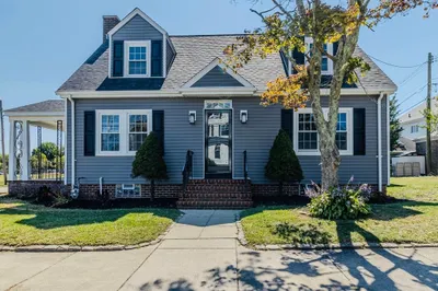 478 Bedford St 1