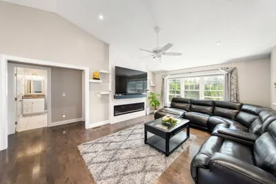35 J Davis Rd 1