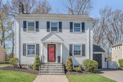 114 Gulliver St 1