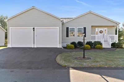 23 Edgestone Drive 1