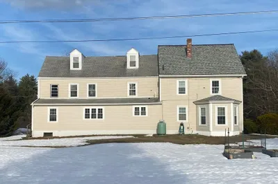 26 Turner St