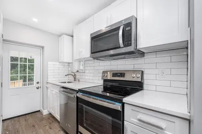 341 Windsor St #3