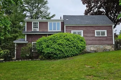 960 Boston Post Rd E