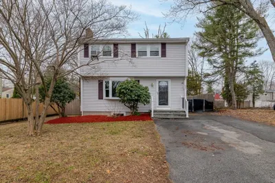 51 Summit Rd 1