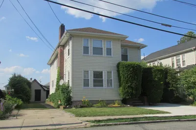 94-96 Russell St