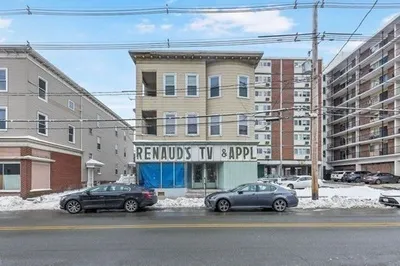 171 Mechanic St