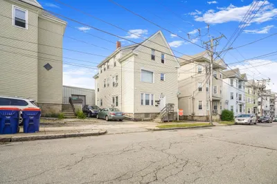 95 Hathaway St 1
