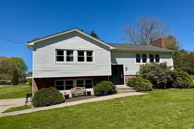 76 Airport Rd 1