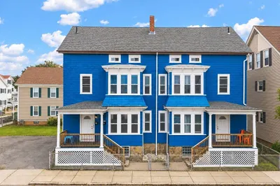 121-129 Fulton St 1