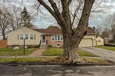 2 Prentiss Rd