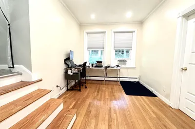 15-17 University Rd #22 1
