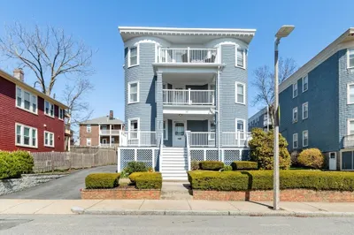 41 Westmoreland St 1