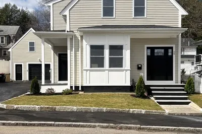 24 North Byron Ave 1
