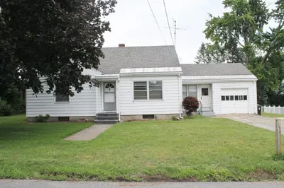 39 Sampson St