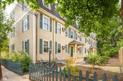 18-20 Roberts St 1