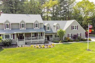 2 Dogwood Ln 1