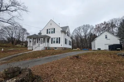 46 Quaker Street 1