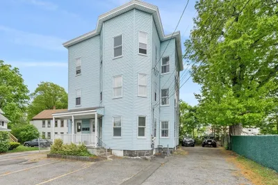 7 Cross St